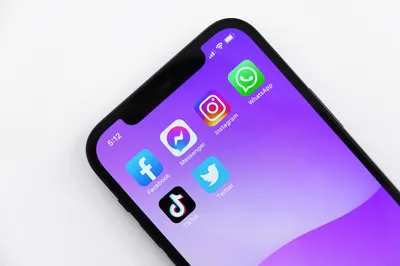 Jeremy bezanger 9k g CY Lo H2g unsplash