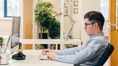 5 Reasons Why You Need To Update Your Website