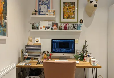 Jo desk