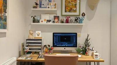 Jo desk