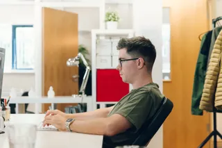 Side view of mike working